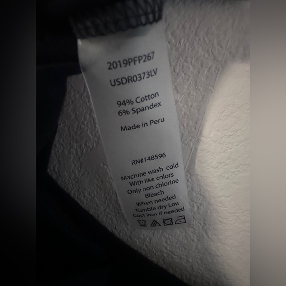 Universal Standard Iconic Long Sleeve V-Neck Geneva Dress Black small (14-16) - Picture 7 of 7